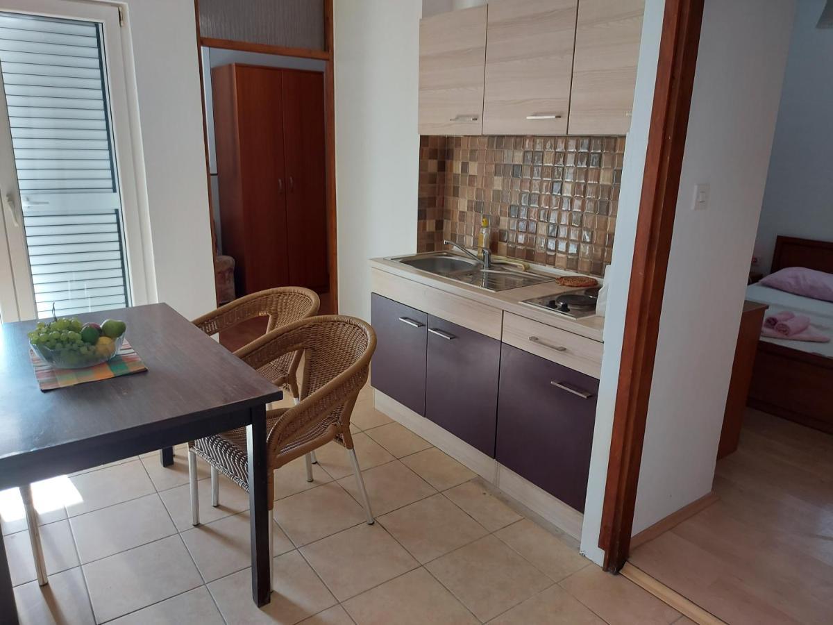 Big & View In Kosljun, Island Pag Apartment