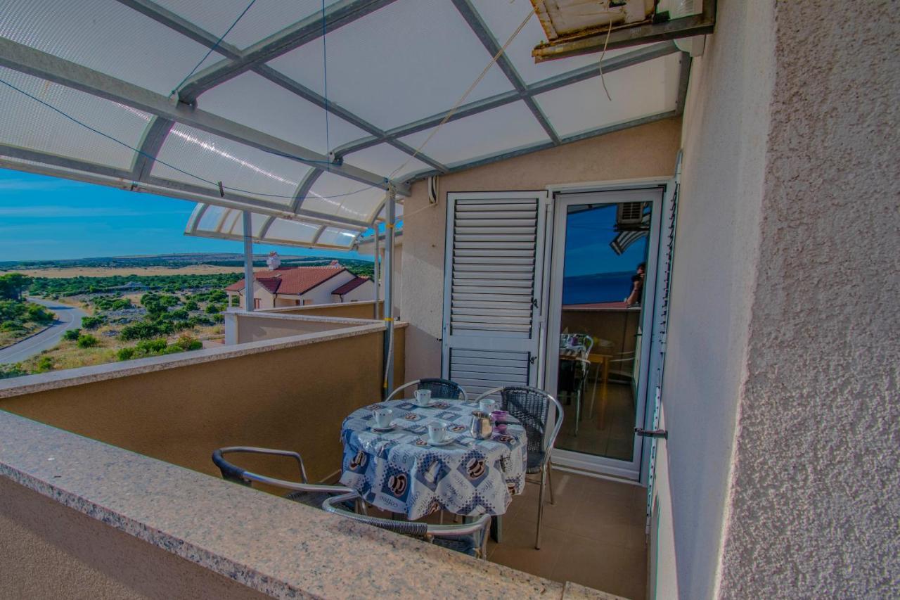 Big & View In Kosljun, Island Pag Apartment *