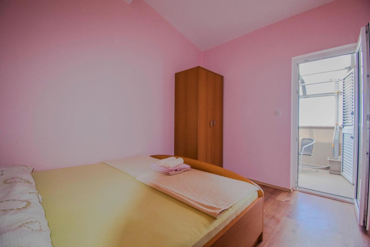 Apartment Big & View In Kosljun, Island Pag *