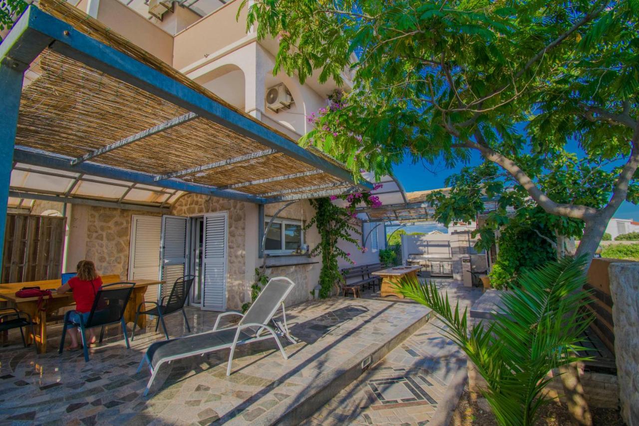 Apartment Big & View In Kosljun, Island Pag Kosljun
