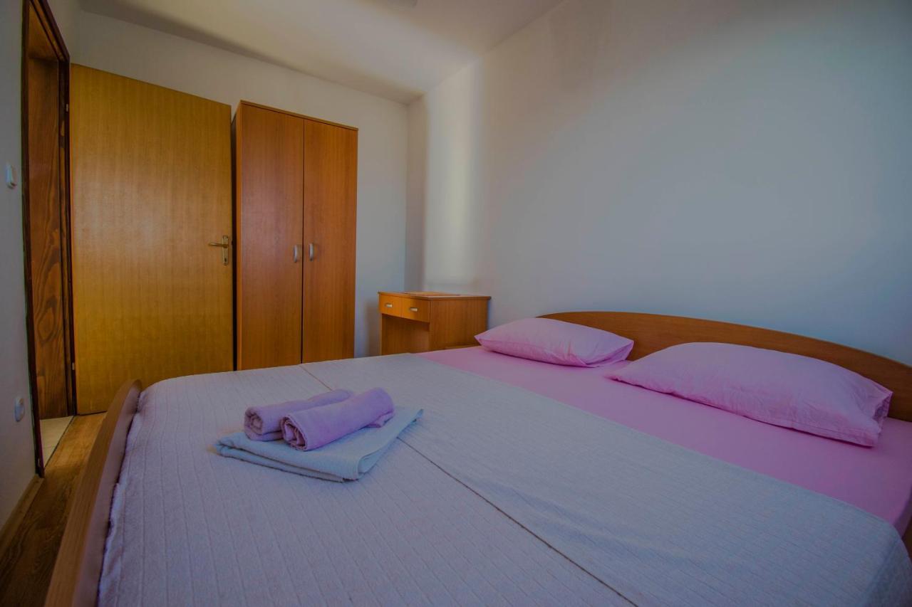 Apartment Big & View In Kosljun, Island Pag Kosljun