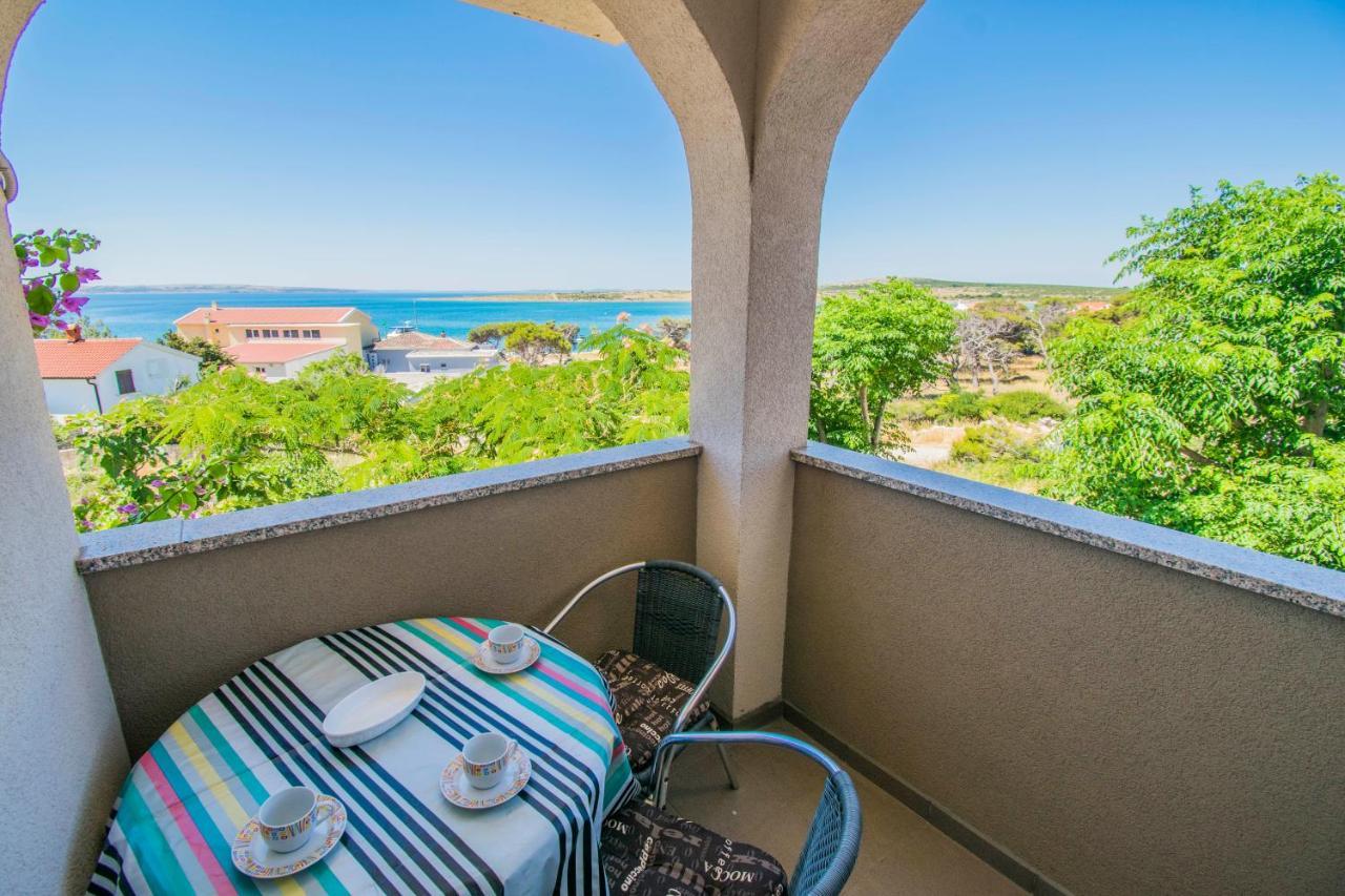 Apartment Big & View In Kosljun, Island Pag *